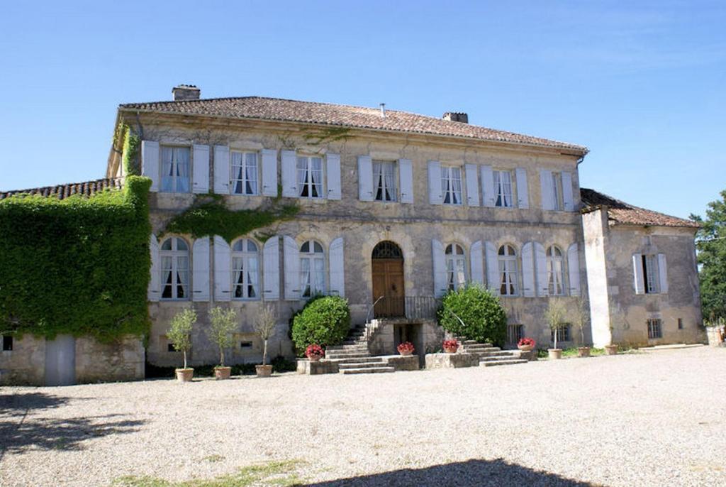 Chambres D'Hotes Chateau De Cavagnac Layrac Exterior foto